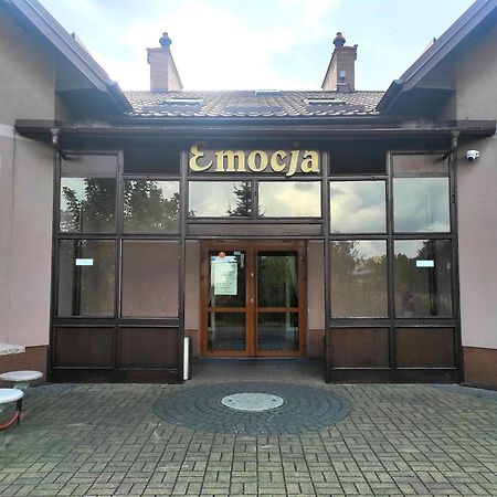 Pensjonat Emocja Leczna Exteriér fotografie